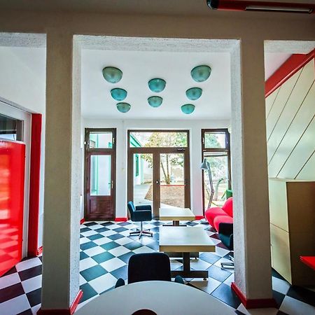 Pb Urban Garden Stay With Secured Parking Σρέμσκα Μιτρόβιτσα Εξωτερικό φωτογραφία